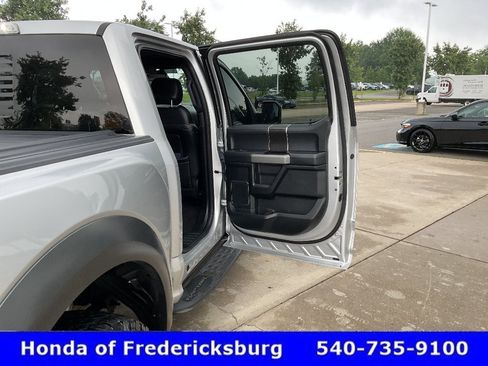 Used 2018 Ford F150 Raptor w/ Equipment Group 802A Luxury AWD/4WD image 13