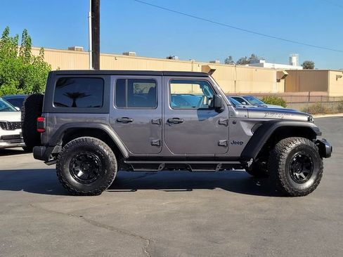 Used 2024 Jeep Wrangler Unlimited AWD/4WD image 4