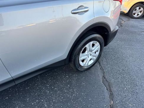 Used 2015 Toyota RAV4 LE image 10