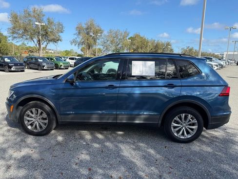 Used 2020 Volkswagen Tiguan S image 14