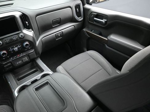 Used 2021 Chevrolet Silverado 1500 LT Trail Boss w/ Bed Protection Package image 14