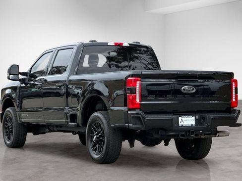 Used 2024 Ford F250 Lariat w/ Lariat Ultimate Package AWD/4WD image 3
