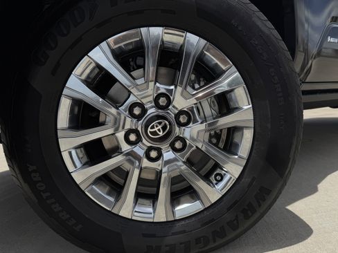 New 2026 Toyota Tacoma Limited AWD/4WD image 9