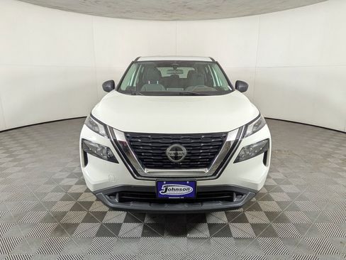Used 2021 Nissan Rogue S image 2