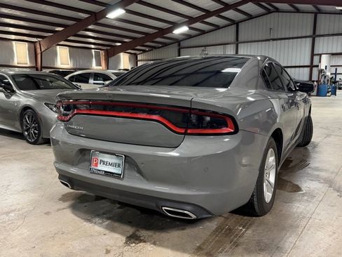 Used 2023 Dodge Charger SXT image 6