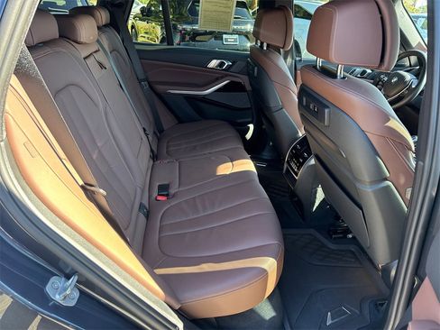 Used 2020 BMW X5 xDrive40i w/ Premium Package image 15