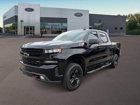 Used 2020 Chevrolet Silverado 1500 LT Trail Boss AWD/4WD image 1