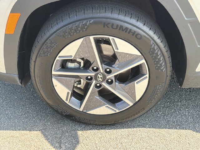 Used 2026 Hyundai Tucson SEL Plus FWD image 13