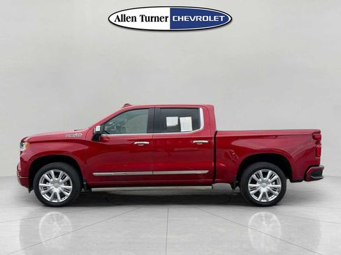 Used 2023 Chevrolet Silverado 1500 High Country w/ High Country Premium Package AWD/4WD image 6