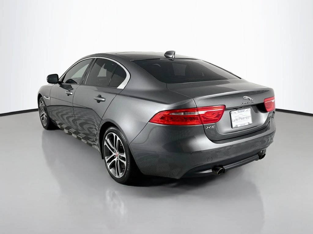 Used 2017 Jaguar XE Premium AWD/4WD image 3