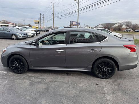 Used 2018 Nissan Sentra SR w/ SR Midnight Edition Package image 3