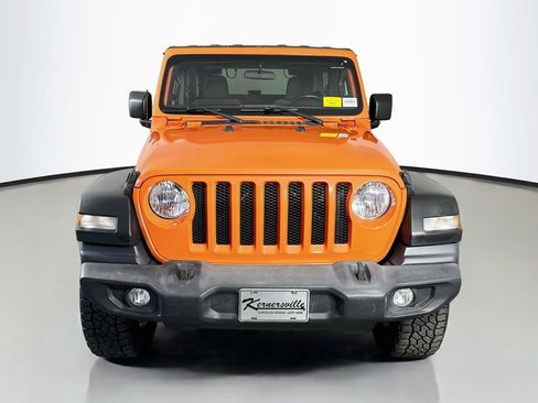 Used 2020 Jeep Wrangler Sport AWD/4WD image 2