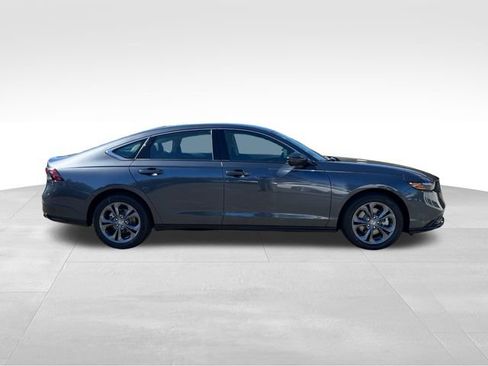 New 2026 Honda Accord EX-L image 9