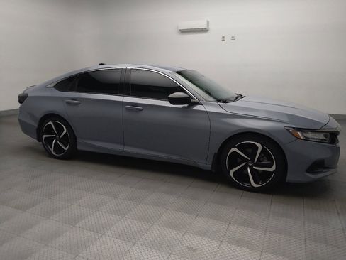 Used 2022 Honda Accord Sport image 11