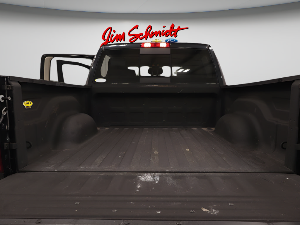 Used 2018 RAM 1500 Classic SLT AWD/4WD image 28