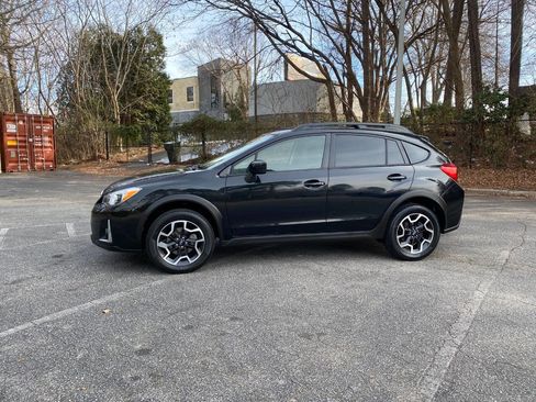 Used 2016 Subaru Crosstrek 2.0i Premium image 9