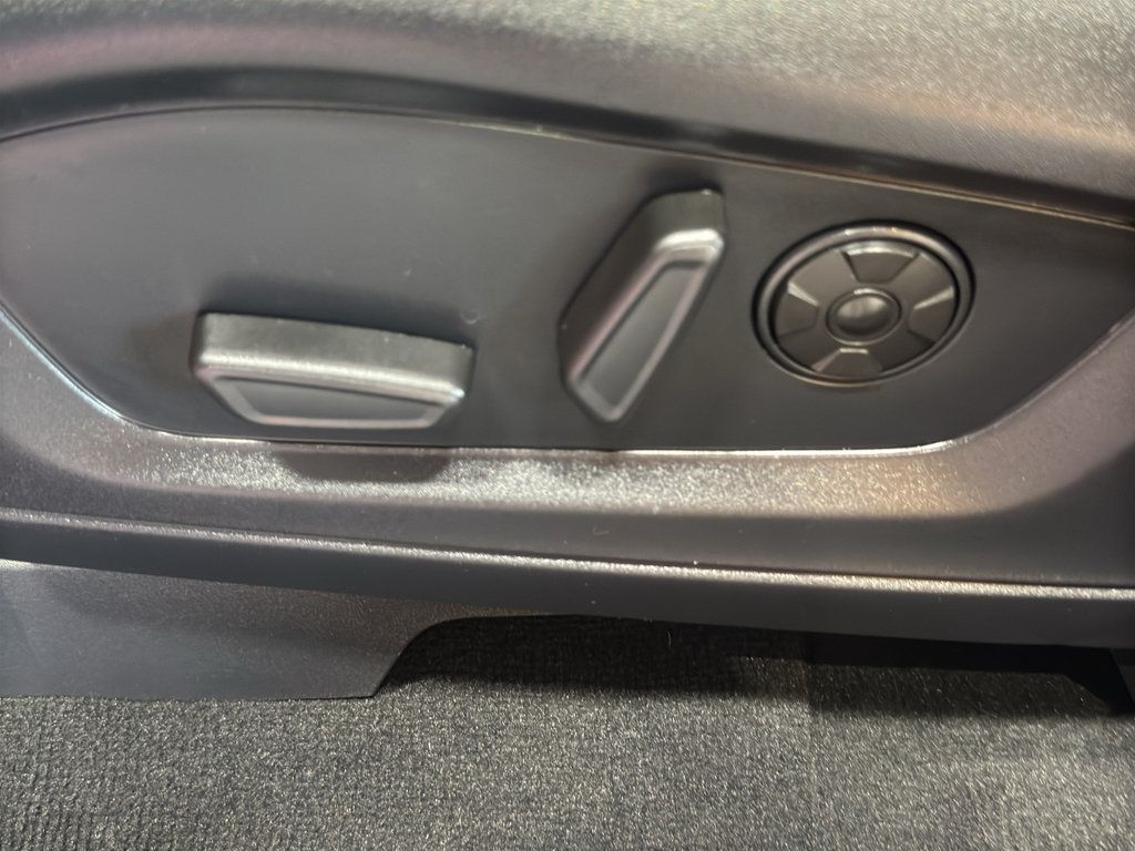 Used 2026 Ford Explorer ST AWD/4WD image 26
