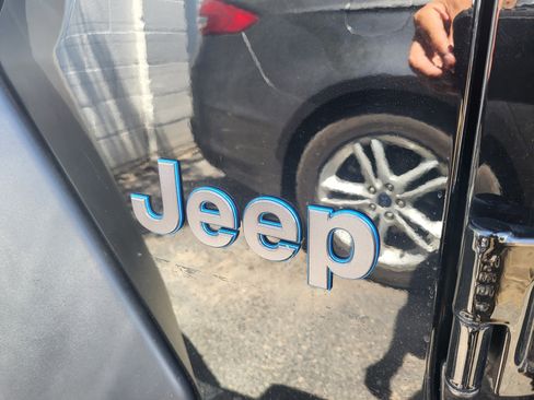 Used 2023 Jeep Wrangler Unlimited w/ 8.4" Radio Group AWD/4WD image 2