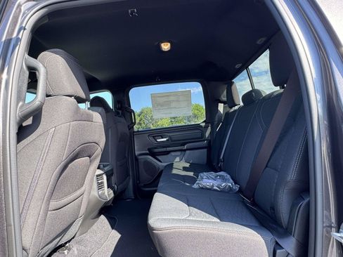 New 2026 RAM 1500 Express AWD/4WD image 20
