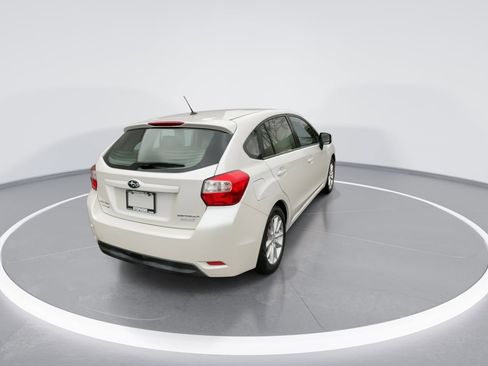 Used 2013 Subaru Impreza 2.0i Premium image 18