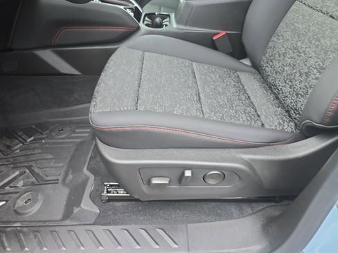 New 2025 Chevrolet Colorado Z71 image 11