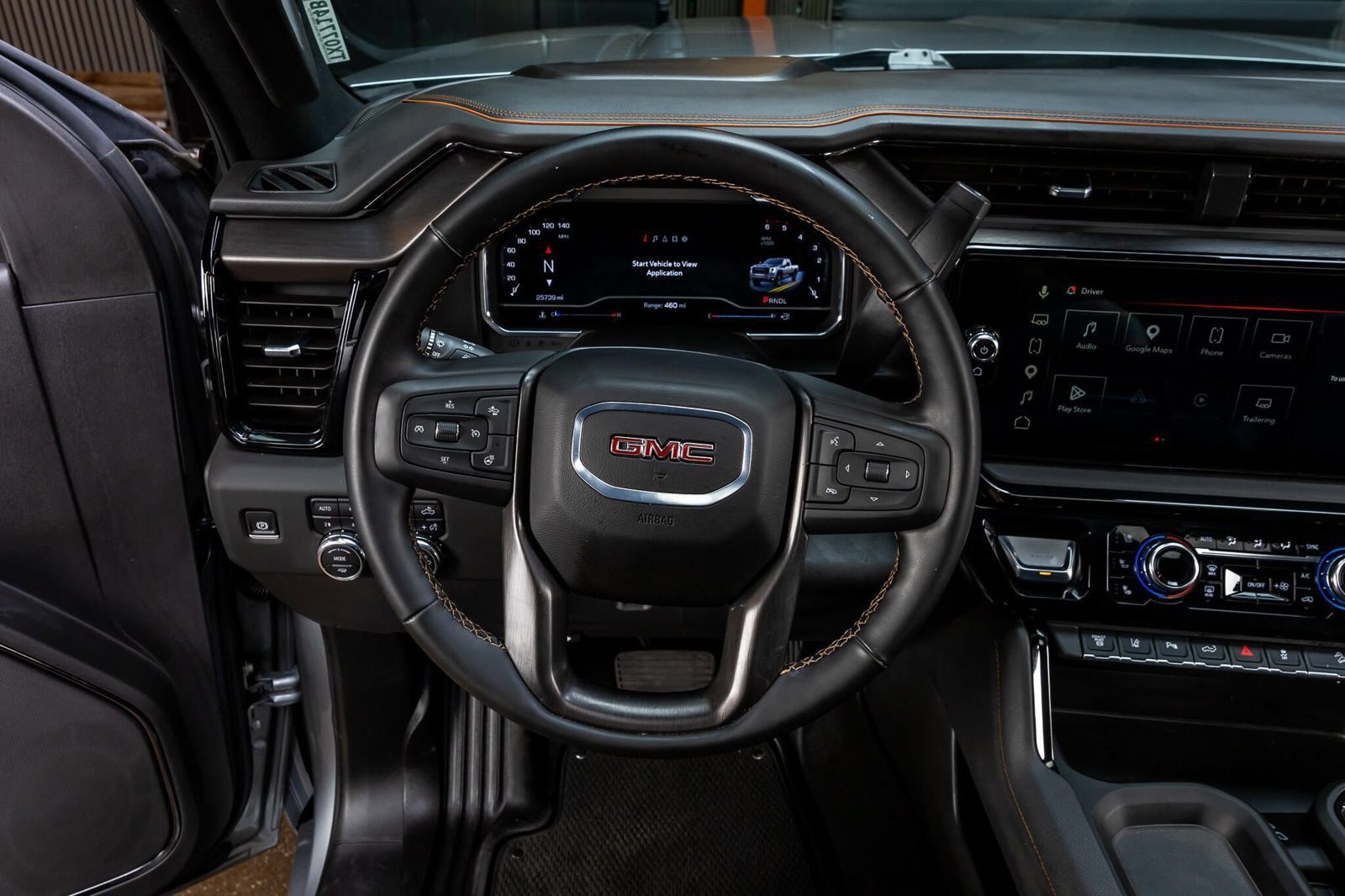 Used 2025 GMC Sierra 3500 AT4 w/ AT4 Premium Plus Package AWD/4WD image 17