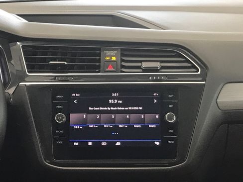 Used 2019 Volkswagen Tiguan SEL w/ 3rd Row Seat Package AWD/4WD image 7