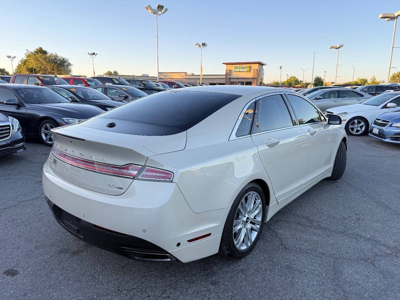 Used 2014 Lincoln MKZ w/ Equipment Group 102A Reserve FWD image 7