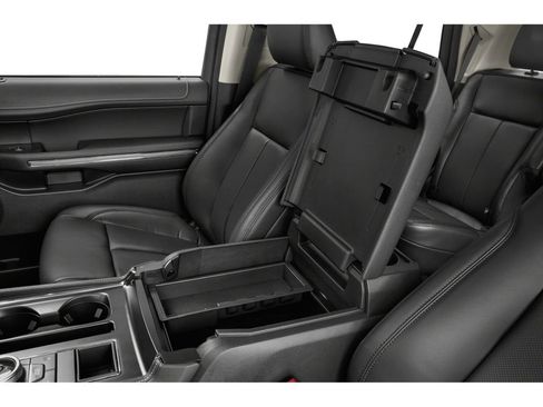 Used 2022 Ford Expedition XLT AWD/4WD image 9