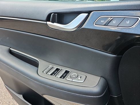 Used 2022 Hyundai Palisade Limited FWD image 25