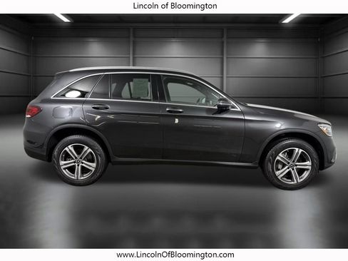 Used 2022 Mercedes-Benz GLC 300 4MATIC image 5