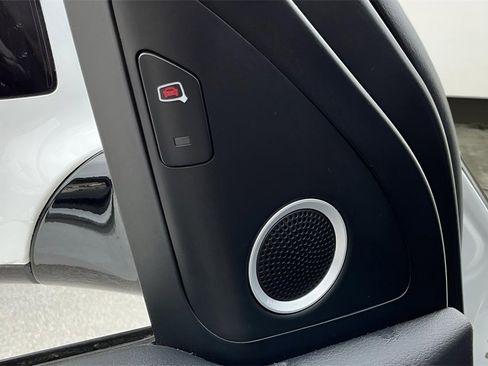 Used 2017 Audi Q5 2.0T Premium Plus w/ Technology Package image 21