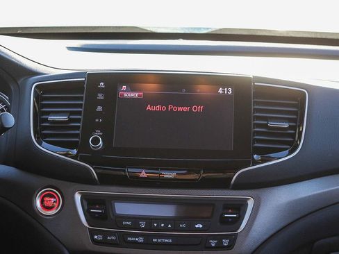 Used 2023 Honda Ridgeline Sport image 15