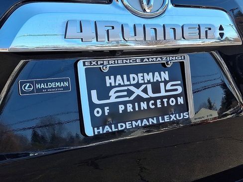 Used 2018 Toyota 4Runner Limited image 24