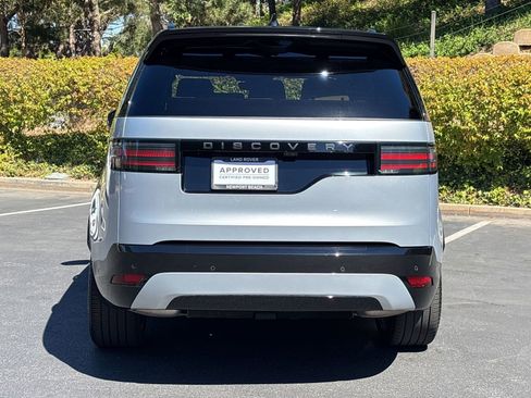 Certified 2024 Land Rover Discovery Dynamic SE image 10