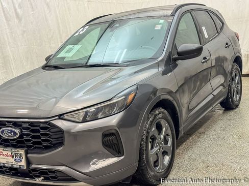 Certified 2023 Ford Escape ST-Line w/ Tech Pack #1 image 4