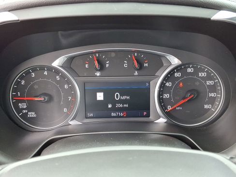 Used 2022 Chevrolet Blazer LT w/ Sound & Technology Package FWD image 17