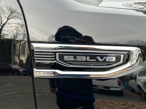 Used 2025 GMC Sierra 1500 SLT image 10