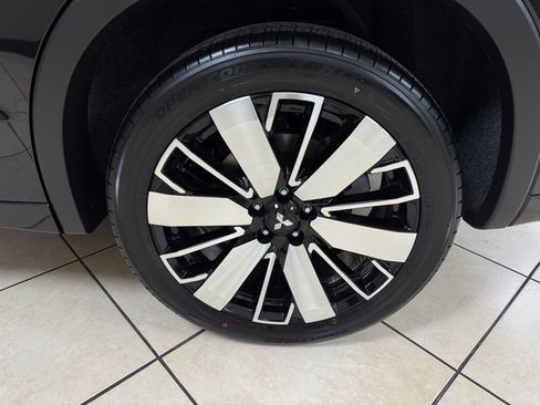 New 2026 Mitsubishi Outlander SEL image 27