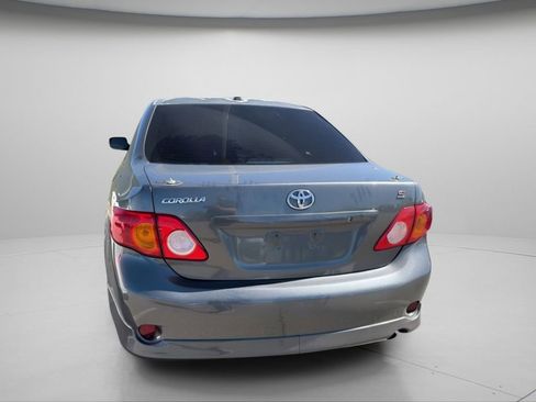 Used 2010 Toyota Corolla S image 18
