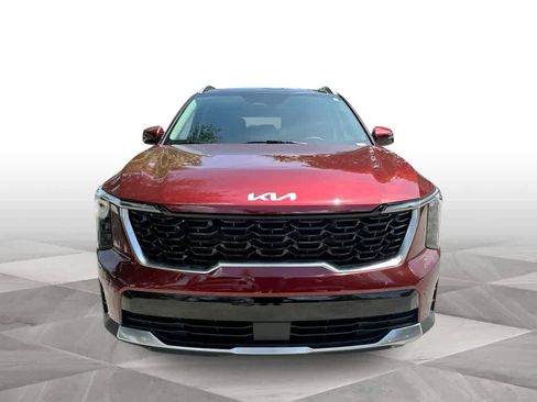 Certified 2025 Kia Sorento S w/ Panoramic Sunroof Package FWD image 3