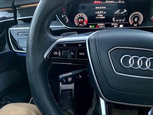 Certified 2022 Audi S8 image 21