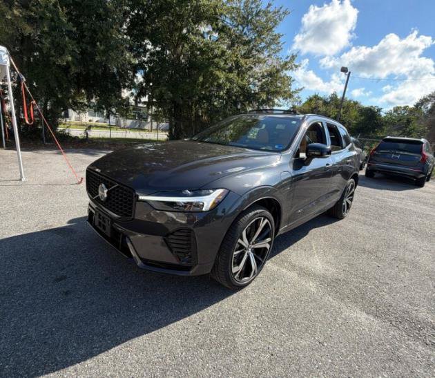 Used 2025 Volvo XC60 T8 Ultra w/ Climate Package AWD/4WD image 1