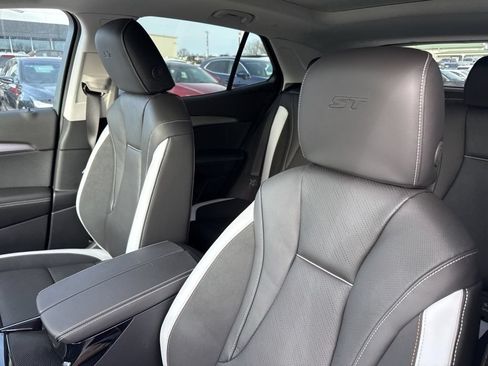 New 2026 Buick Envision Sport Touring AWD/4WD image 21