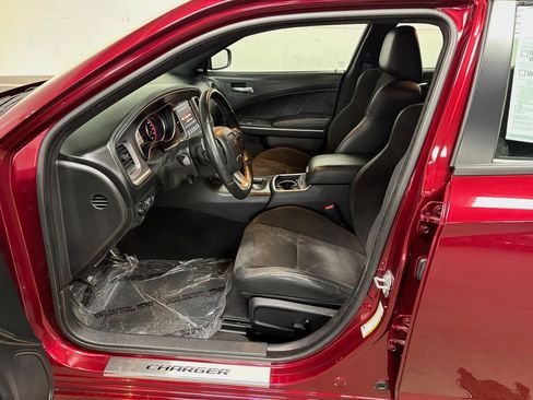 Used 2021 Dodge Charger Scat Pack RWD image 2