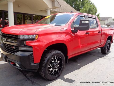 Used 2019 Chevrolet Silverado 1500 LT Trail Boss AWD/4WD image 1