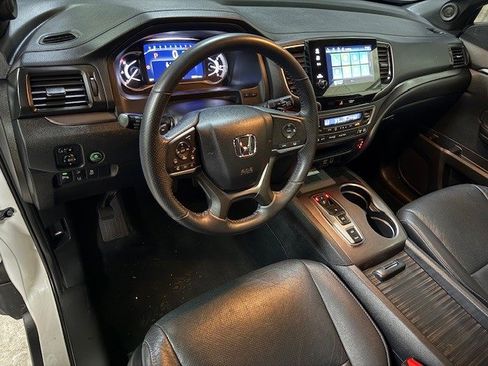 Used 2023 Honda Passport EX-L image 12