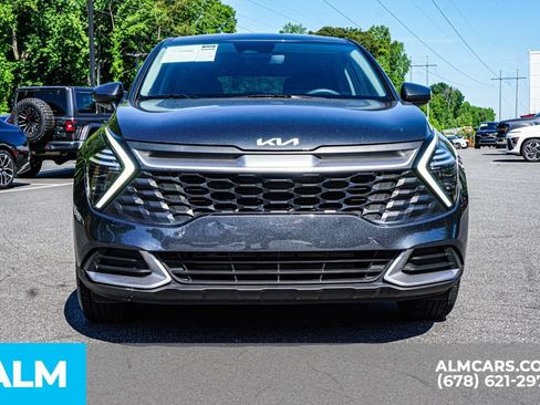 Used 2025 Kia Sportage LX FWD image 9