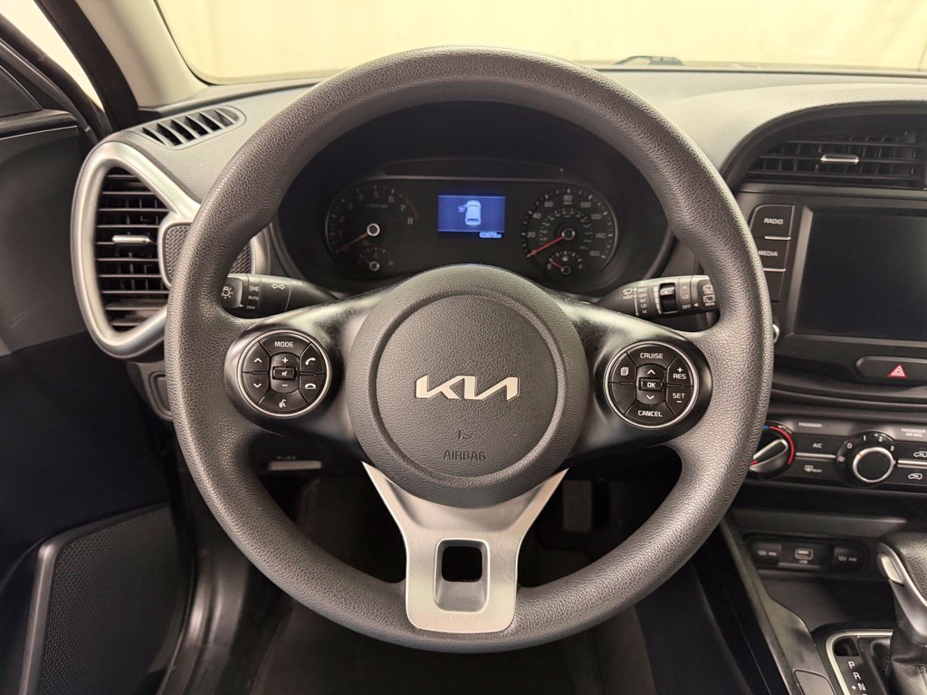 Used 2022 Kia Soul LX FWD image 22