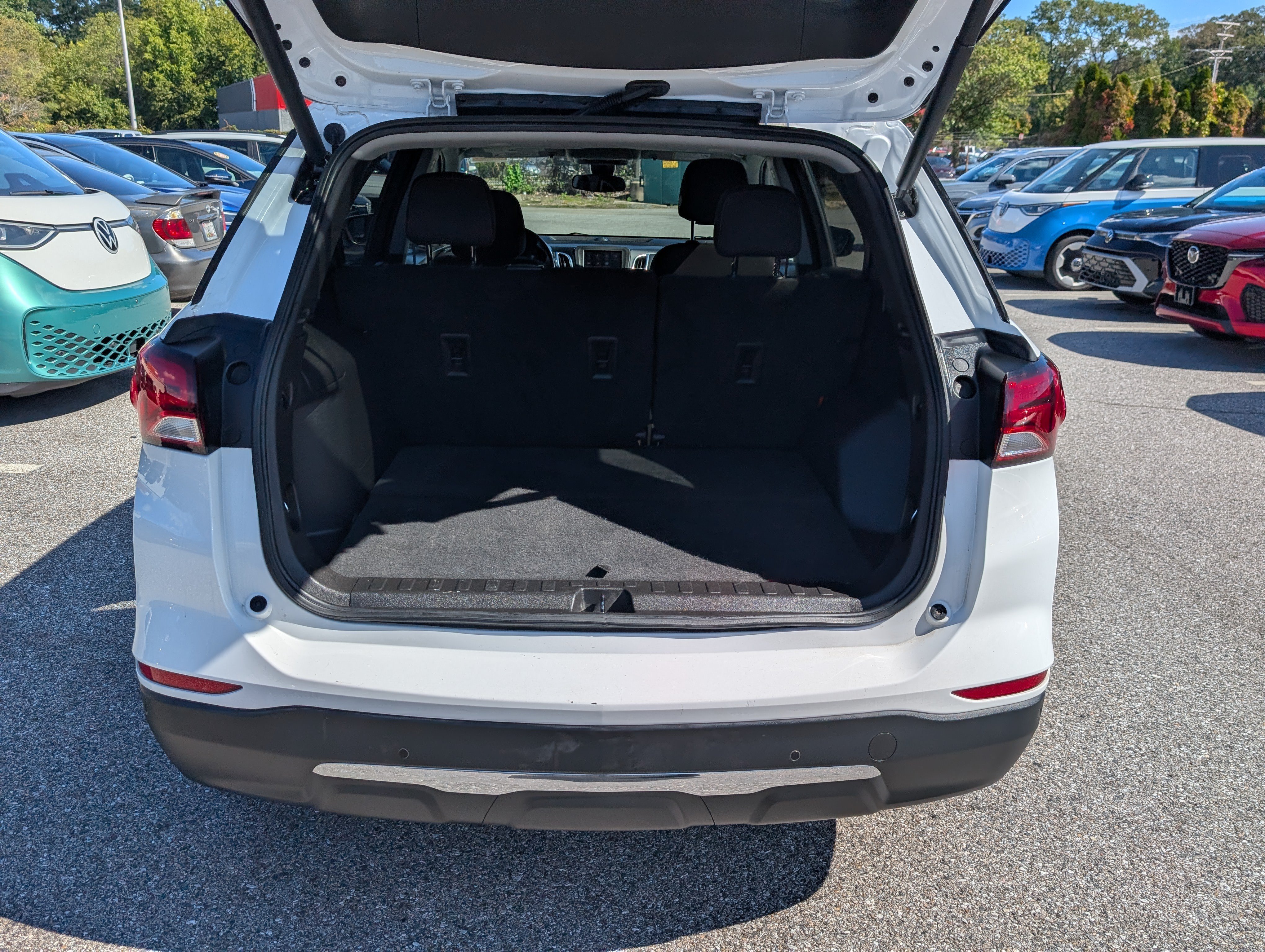 Used 2022 Chevrolet Equinox LT FWD image 13
